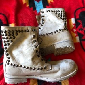 Ash Studded Washed & Distressed Combat Boots -40
